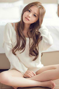 董明珠体验汉服
